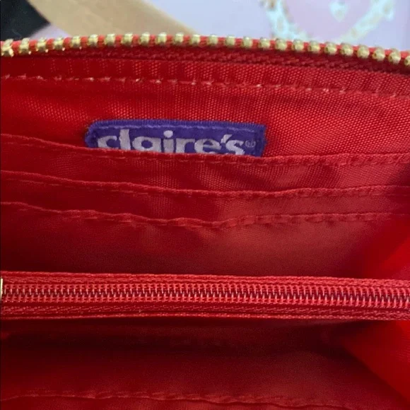 Giveaway Claires Red Quilted Leather wallet Bag with Gold Chain - Picture 5 of 5